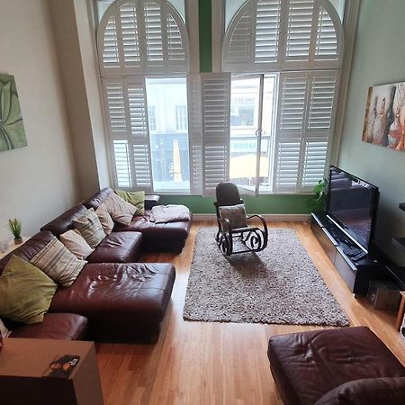 Castell Haven Studio Apartment Cardiff Exterior photo